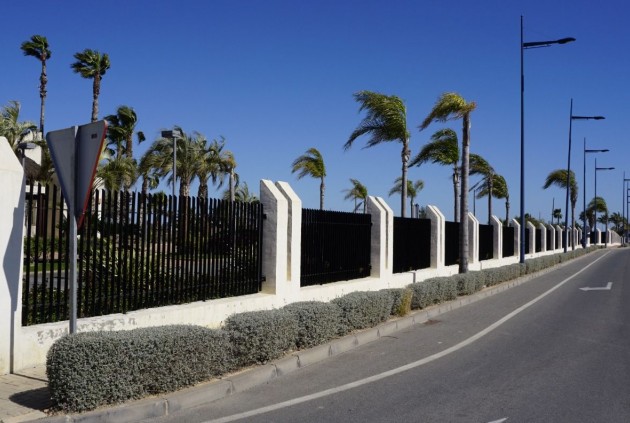 Neue Gebäude - Chalet -
San Javier - Roda Golf