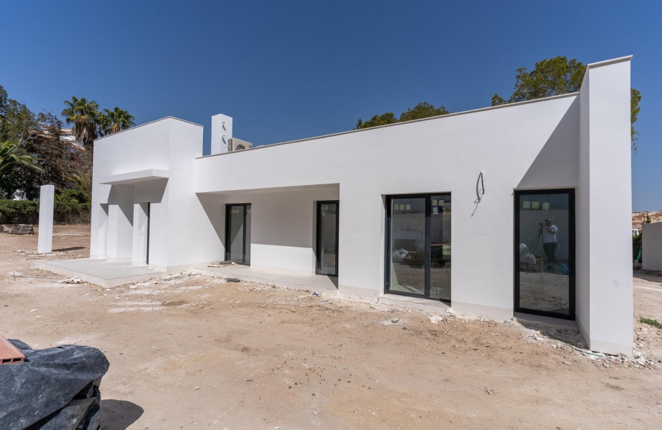 Obra nueva - Chalet -
Orihuela Costa - Las Filipinas