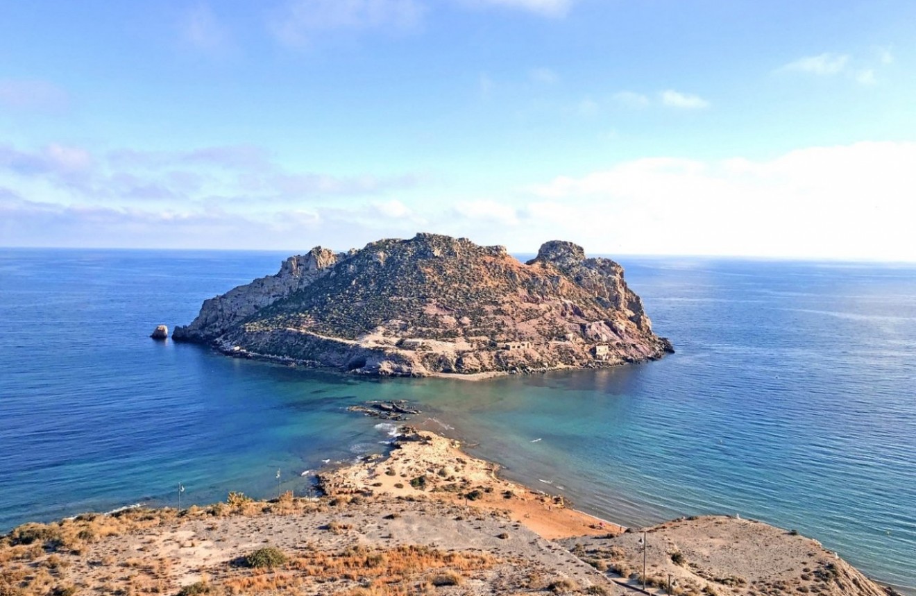 Nowy budynek - Daszek -
Aguilas - Isla Del Fraile