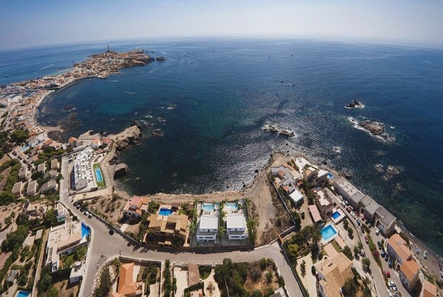 Nowy budynek - Szalet -
Cabo de Palos - Cala Medina