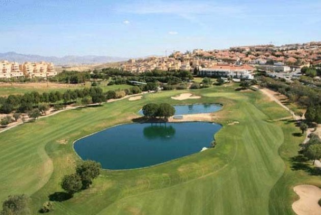 Nowy budynek - Szalet -
Torre Pacheco - Roldán