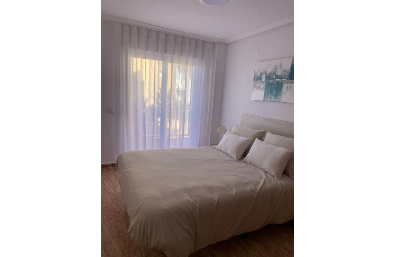 Obra nueva - Apartamento / piso -
La Manga del Mar Menor - La Manga