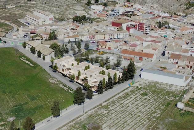 Nowy budynek - Szalet -
Hondón de las Nieves - Centro