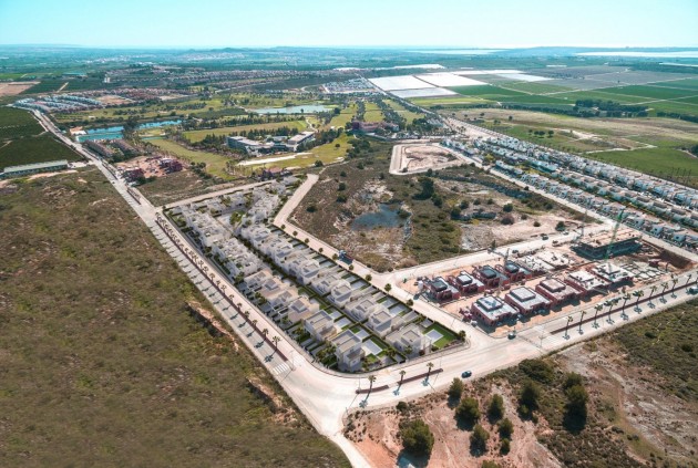 Neue Gebäude - Chalet -
Algorfa - La finca golf