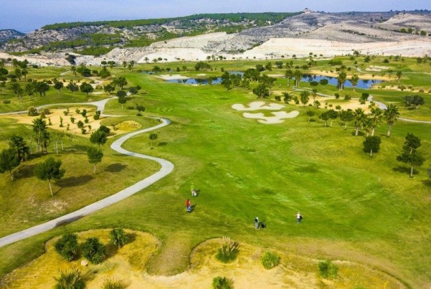 Nowy budynek - Szalet -
Orihuela - Vistabella Golf