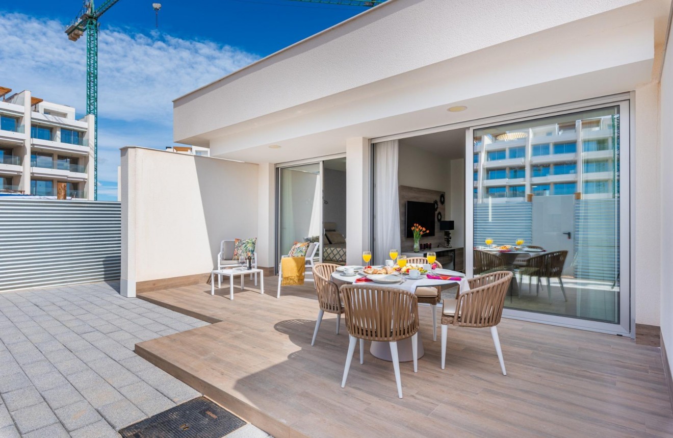 Neue Gebäude - Penthouse -
Orihuela Costa - Villamartín