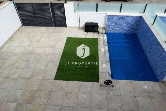 Obra nueva - Chalet -
Pilar de la Horadada - pueblo