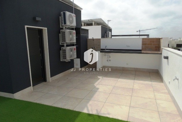 Obra nueva - Chalet -
Pilar de la Horadada - pueblo