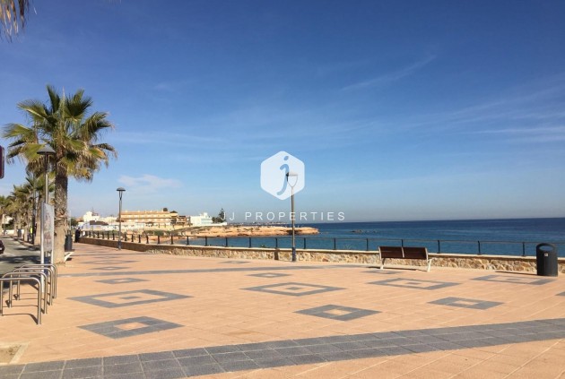 Obra nueva - Chalet -
Pilar de la Horadada - pueblo