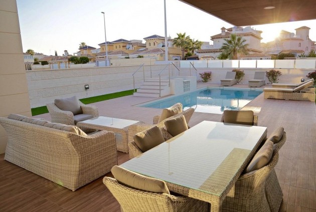 Nieuwbouw Woningen - Chalet -
Orihuela Costa - Campoamor