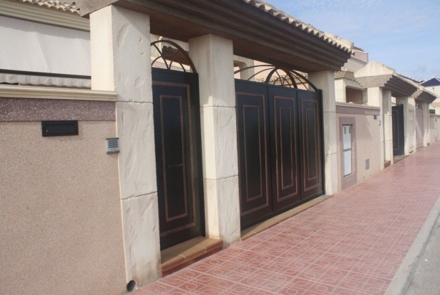 Nouvelle construction - Chalet -
Torrevieja - Los altos