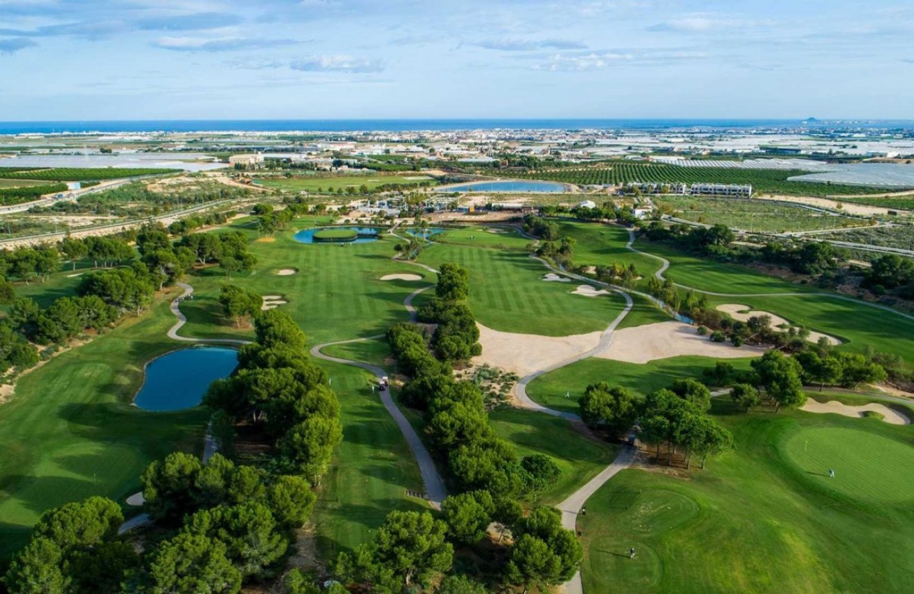 Nowy budynek - Szalet -
Pilar de la Horadada - Lo Romero Golf