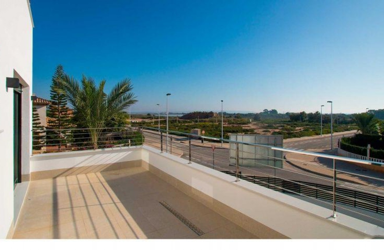 Nieuwbouw Woningen - Chalet -
La Marina - La Marina / El Pinet