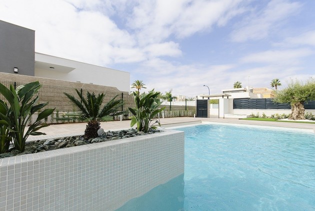 Nieuwbouw Woningen - Chalet -
Orihuela Costa - Campoamor