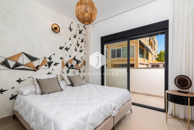 Neue Gebäude - Wohnung -
Benijofar - Pueblo