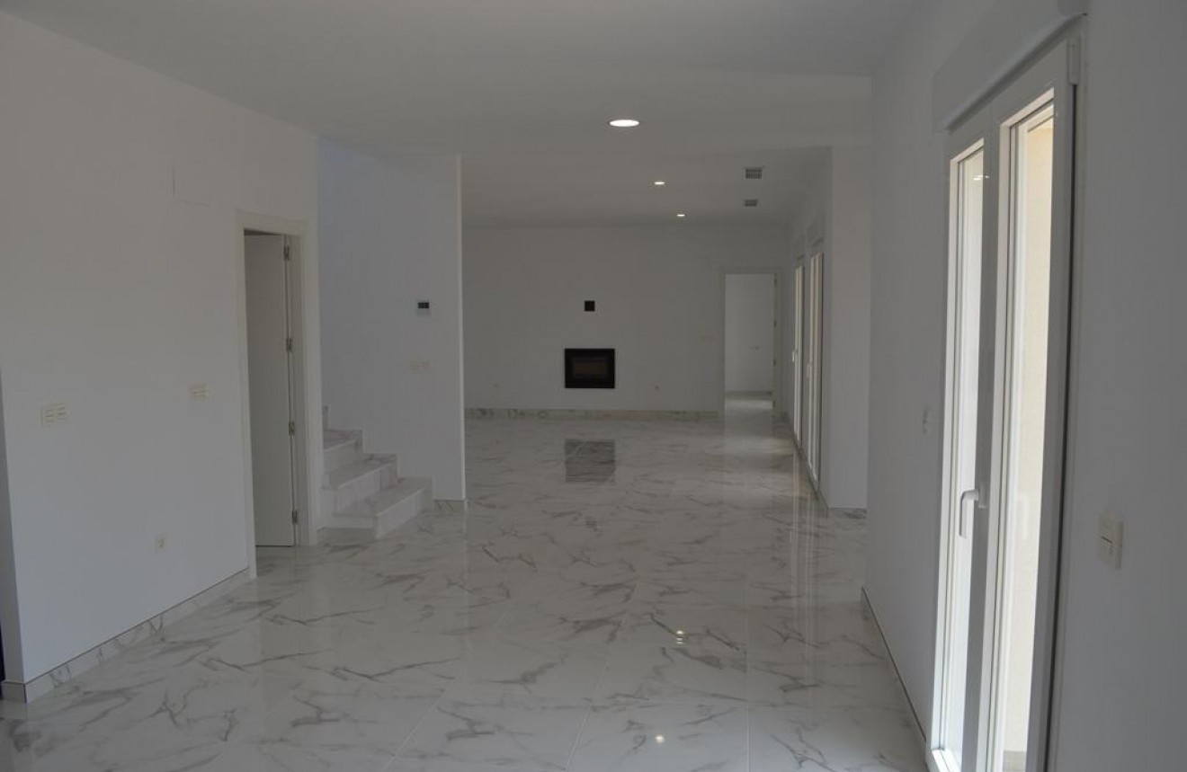 Nieuwbouw Woningen - Chalet -
Pinoso - Camino Del Prado