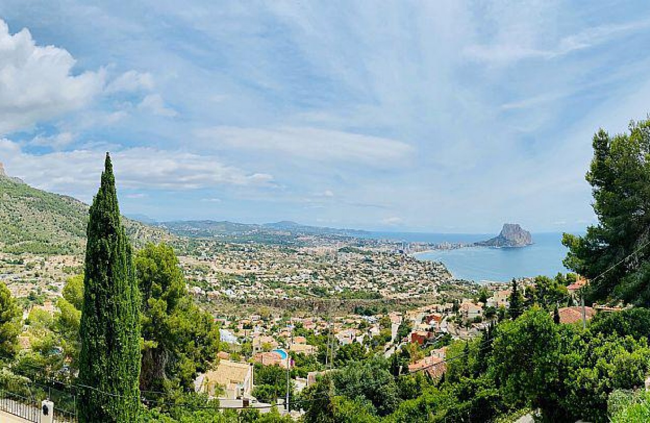 Nowy budynek - Szalet -
Calpe - Maryvilla