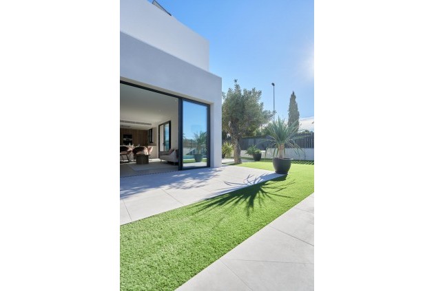 Obra nueva - Chalet -
San Juan Alicante - La Font