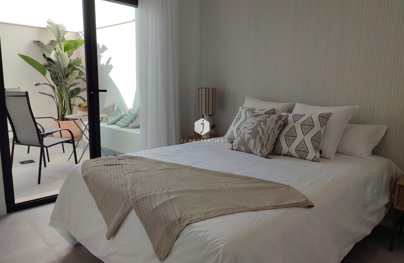 Obra nueva - Bungalow -
Pilar de la Horadada - pueblo