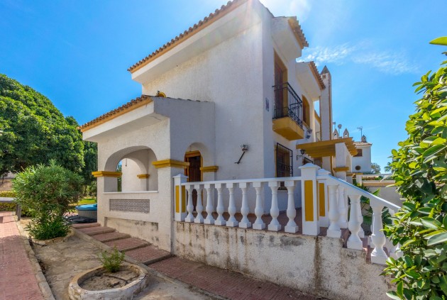 Segunda mano - Chalet -
Torrevieja - Los Balcones - Los Altos del Edén