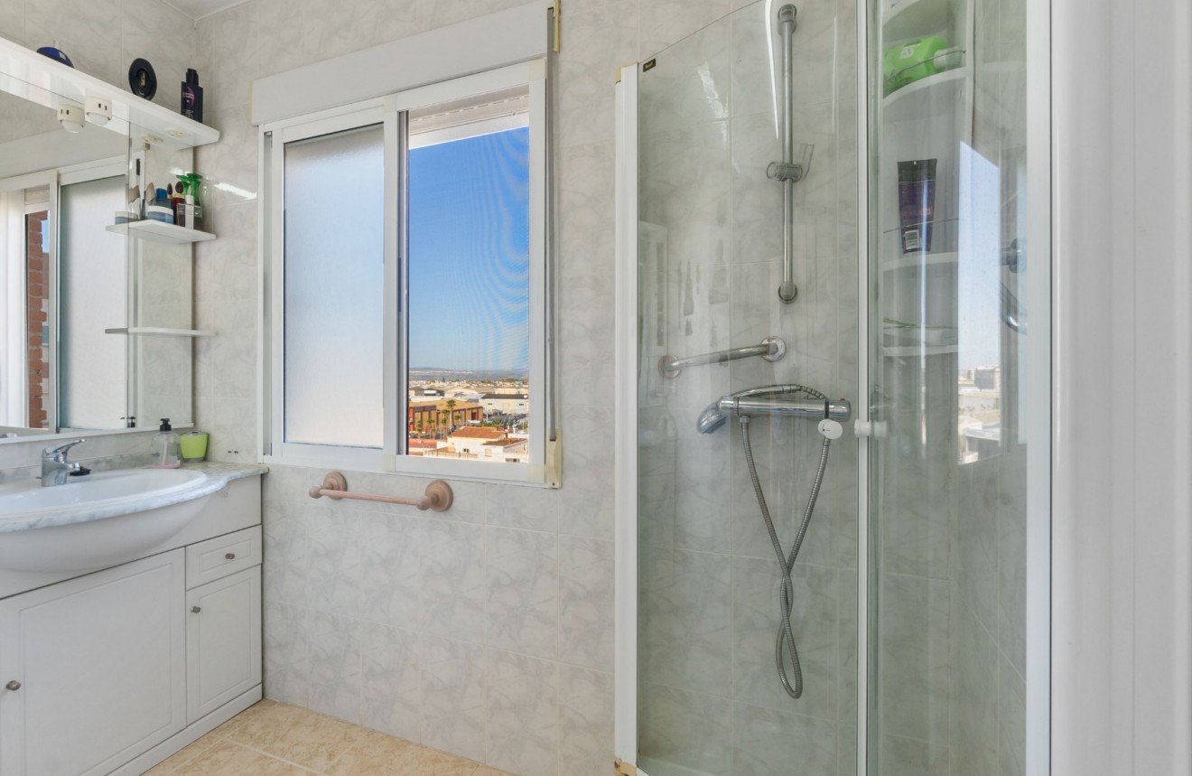 D'occasion - Appartement -
Torrevieja - Nueva Torrevieja