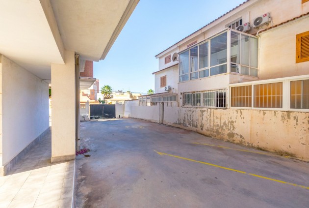 Tweedehands - Appartement / flat -
Torrevieja - Nueva Torrevieja