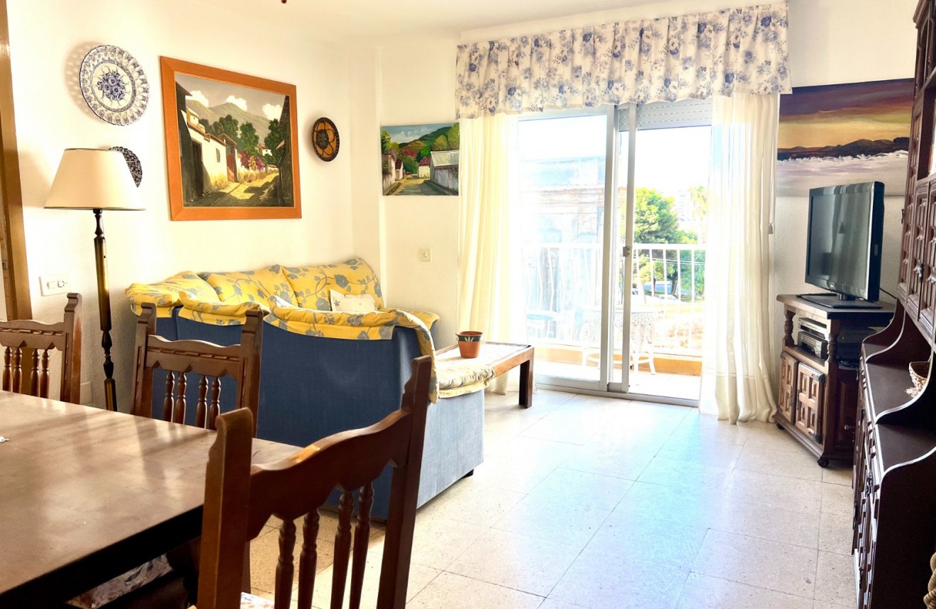 Segunda mano - Apartamento / piso -
Torrevieja - Centro