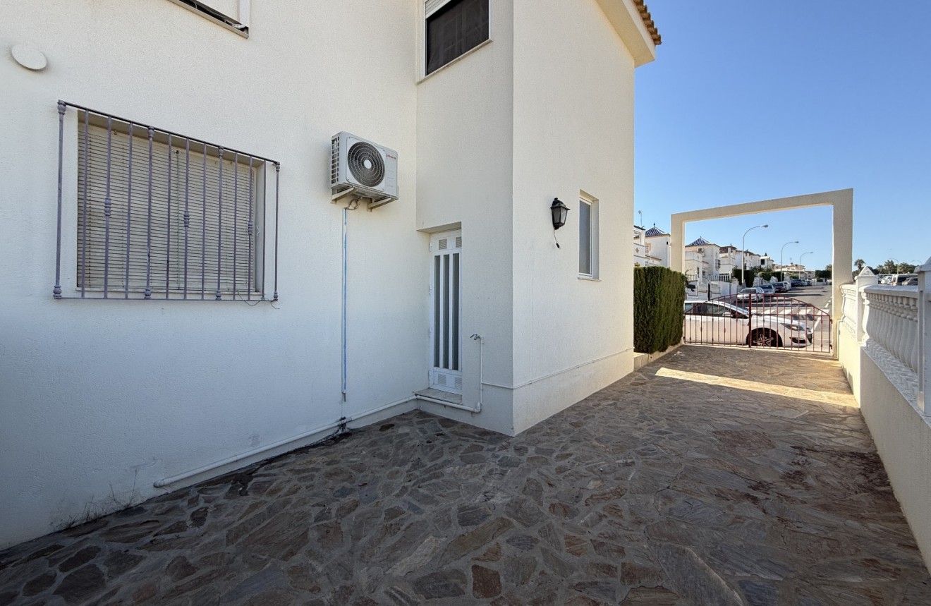 Aus zweiter Hand - Wohnung -
Torrevieja - Costa Blanca