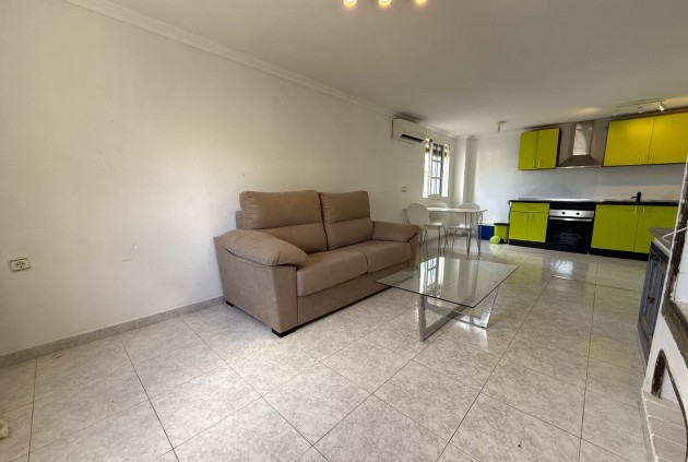 Resale - Apartment / flat -
Torrevieja - Costa Blanca