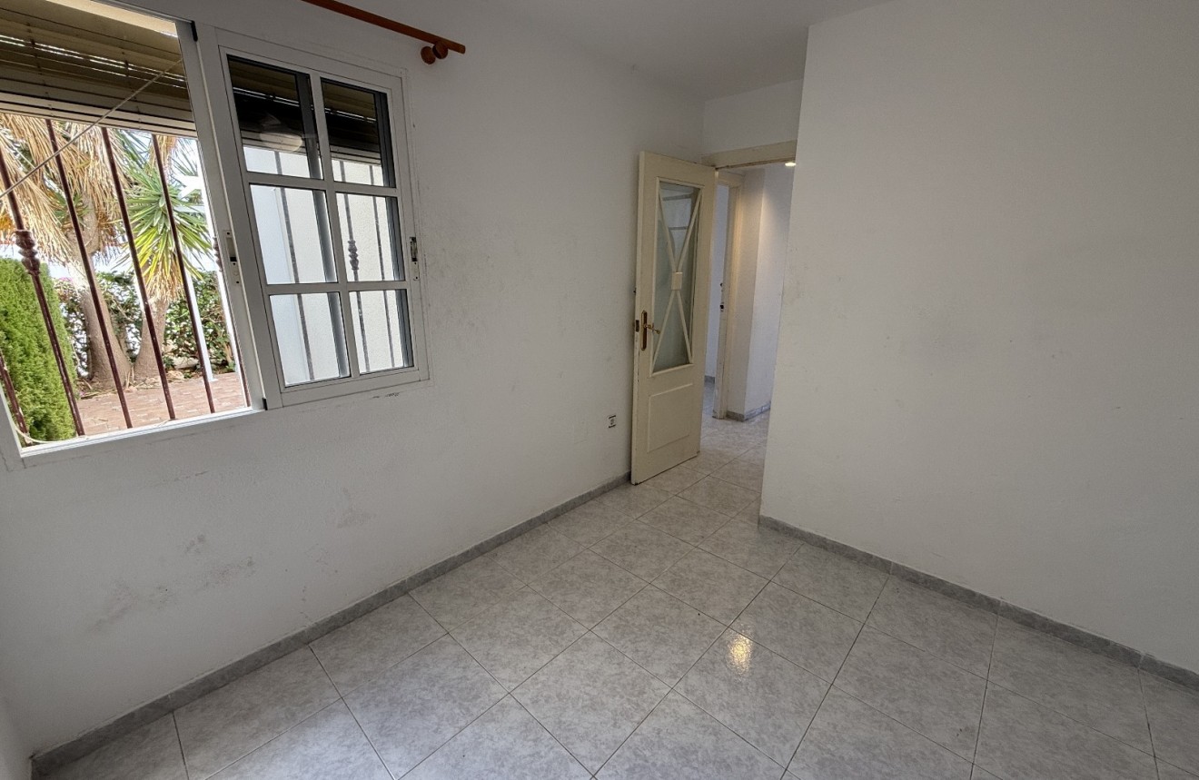 Segunda mano - Apartamento / piso -
Torrevieja - Costa Blanca