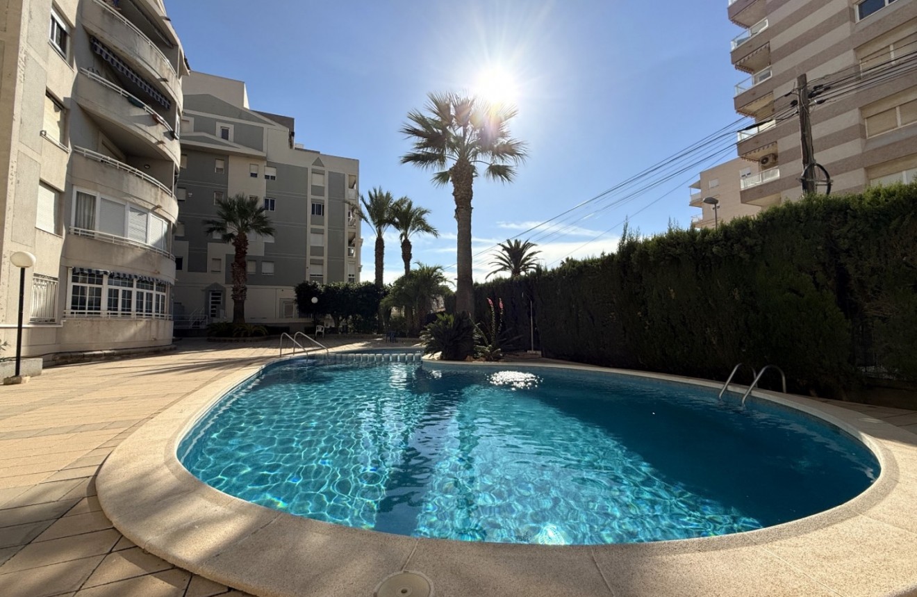 Tweedehands - Appartement / flat -
Torrevieja - Costa Blanca