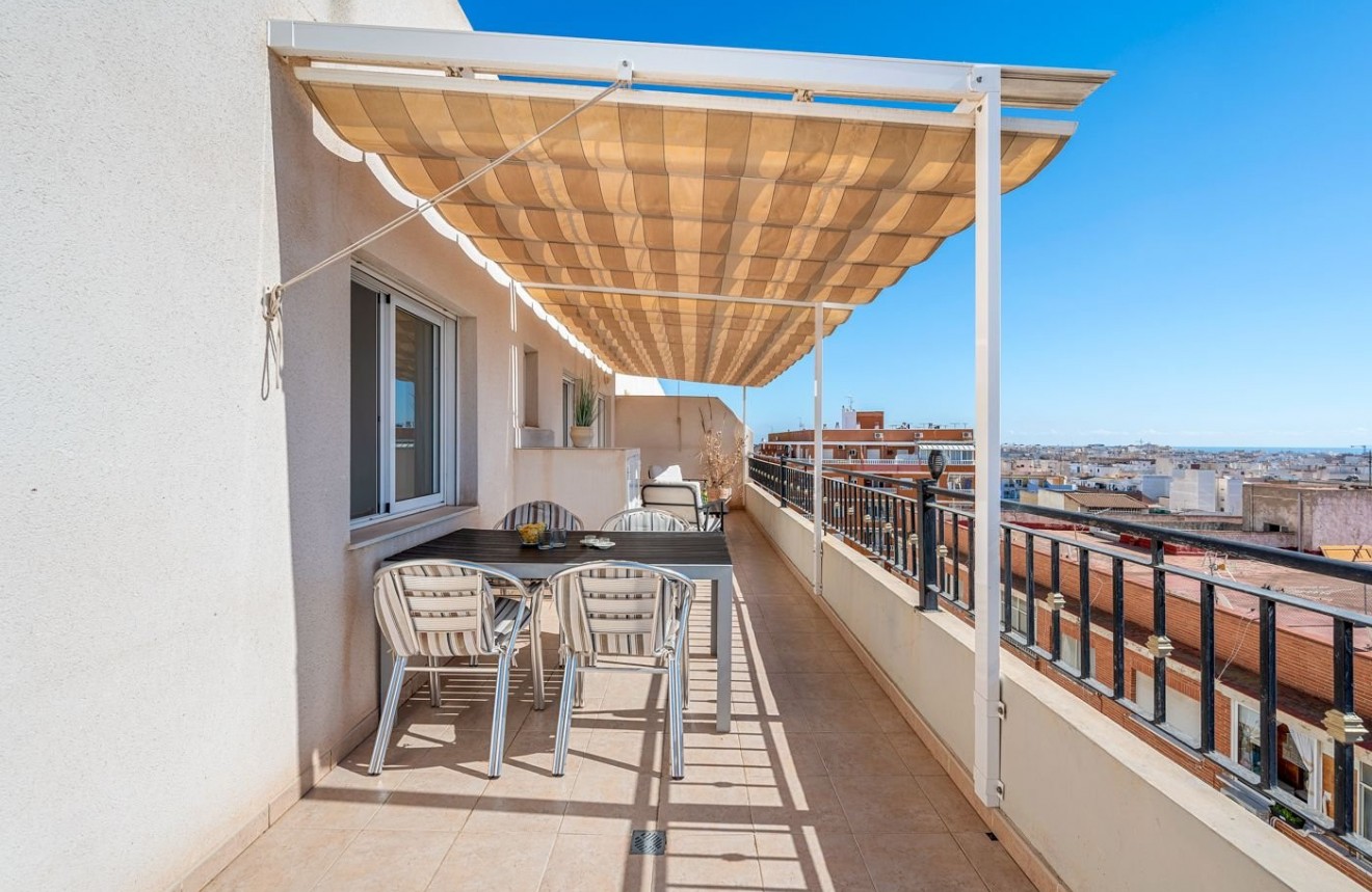 Tweedehands - Appartement / flat -
Torrevieja - Costa Blanca