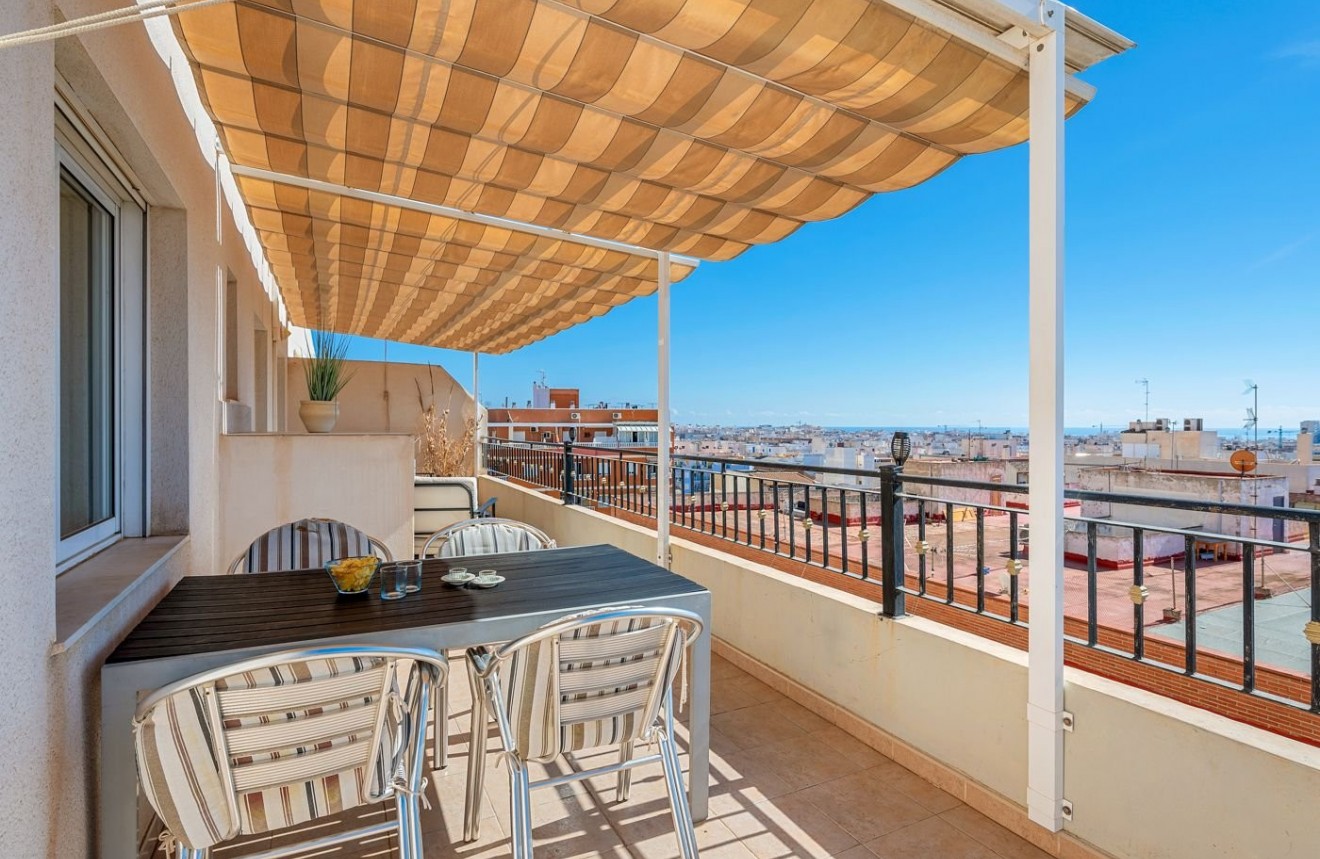 Tweedehands - Appartement / flat -
Torrevieja - Costa Blanca