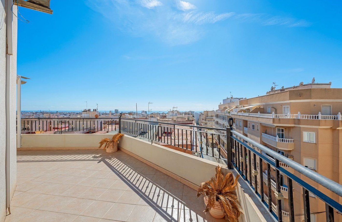 Tweedehands - Appartement / flat -
Torrevieja - Costa Blanca