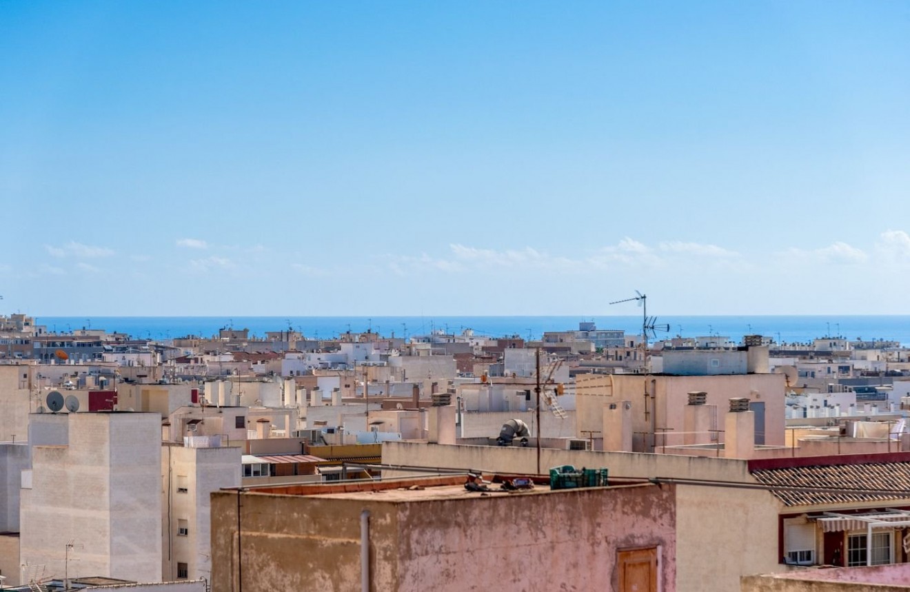 Tweedehands - Appartement / flat -
Torrevieja - Costa Blanca