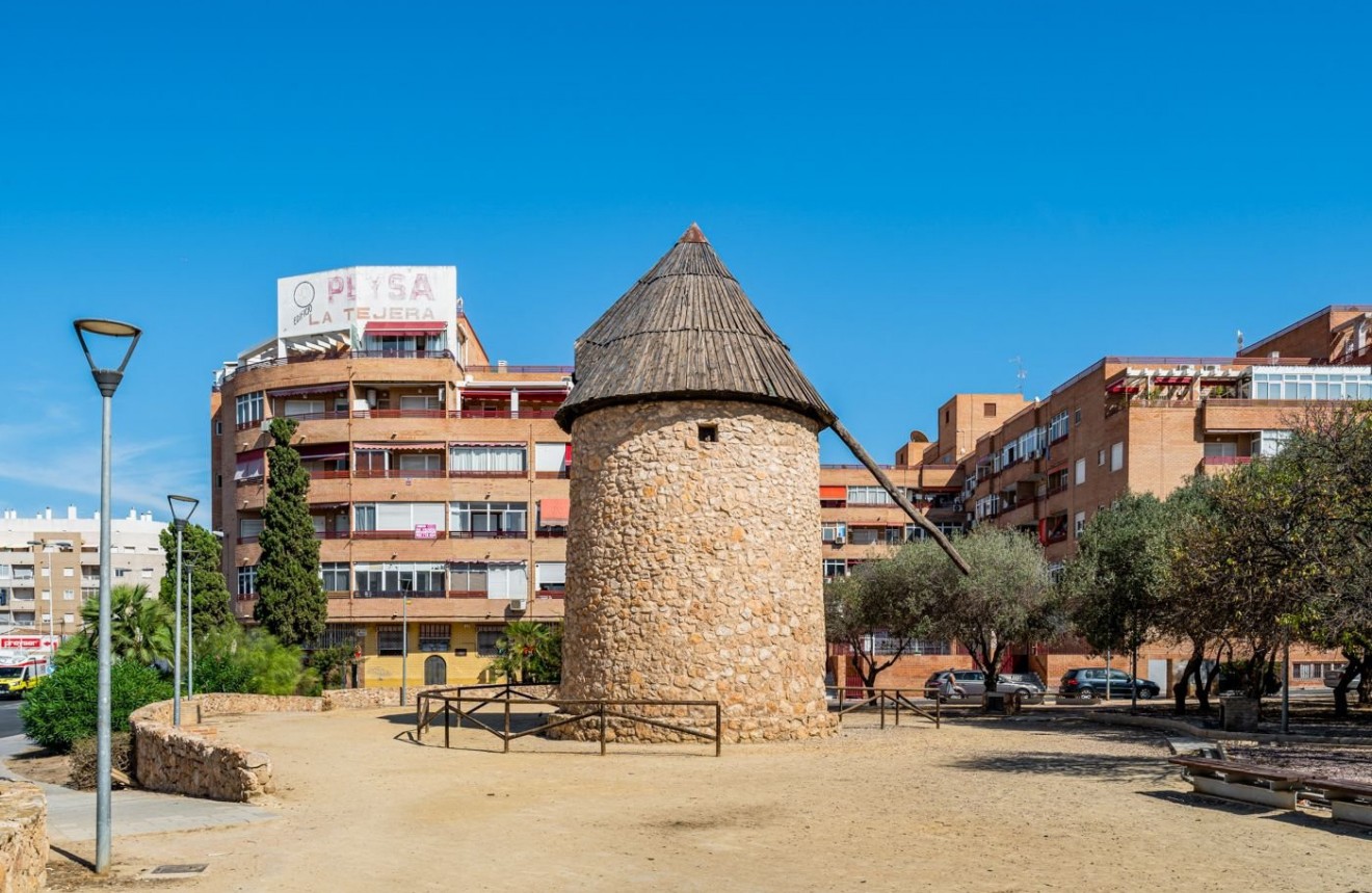 Segunda mano - Apartamento / piso -
Torrevieja - Costa Blanca