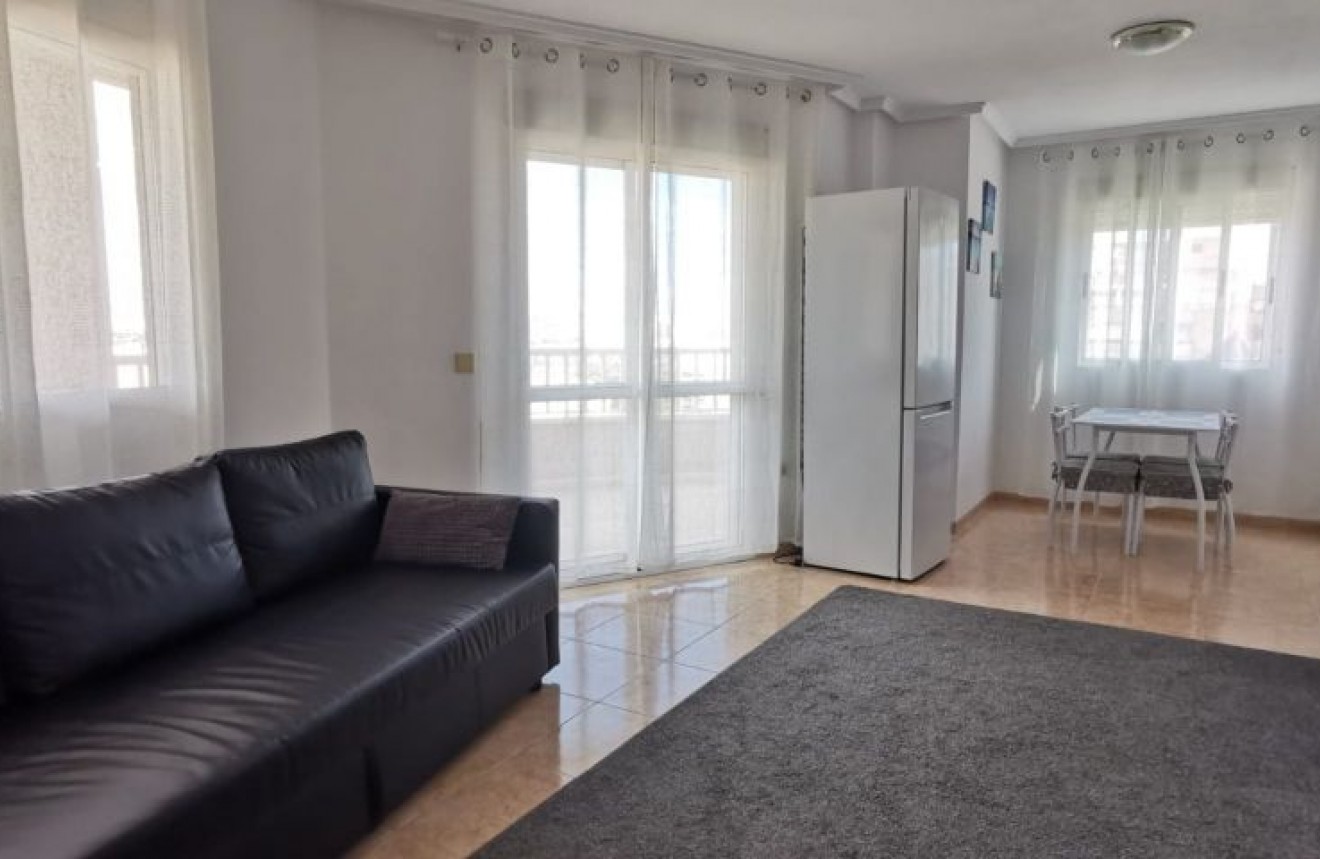 Resale - Apartment / flat -
Torrevieja - Costa Blanca