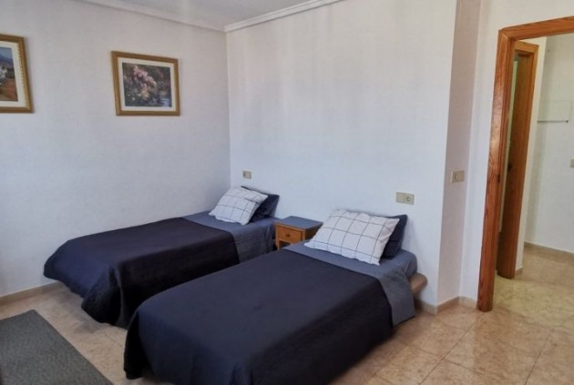 Resale - Apartment / flat -
Torrevieja - Costa Blanca