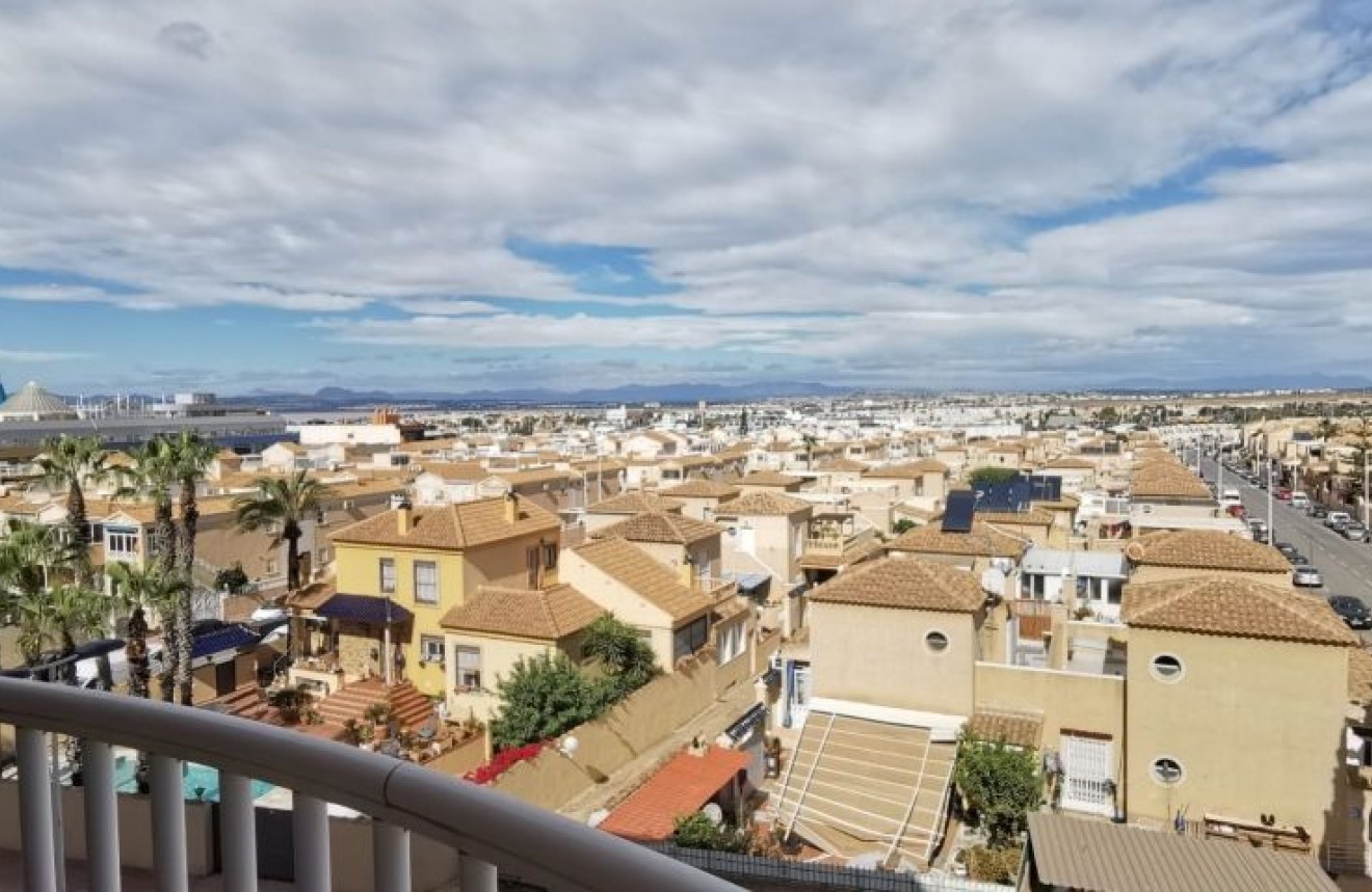 Resale - Apartment / flat -
Torrevieja - Costa Blanca