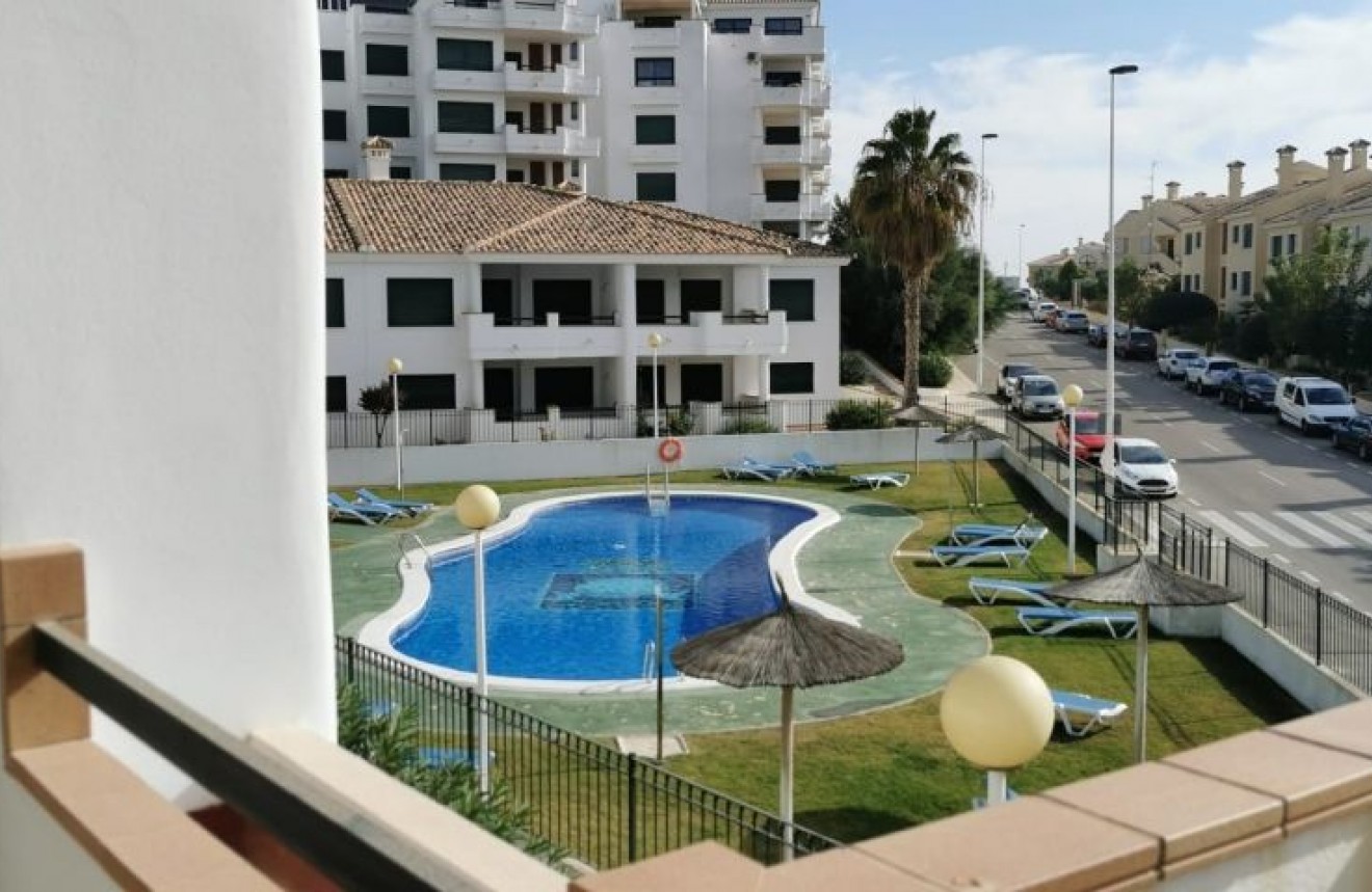 Aus zweiter Hand - Wohnung -
Orihuela Costa - Costa Blanca