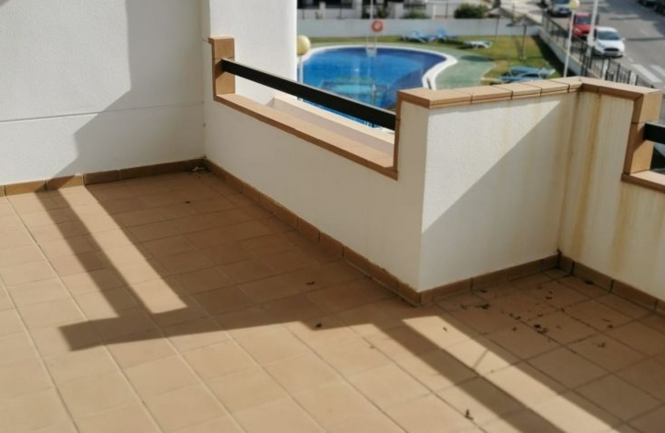 Aus zweiter Hand - Wohnung -
Orihuela Costa - Costa Blanca