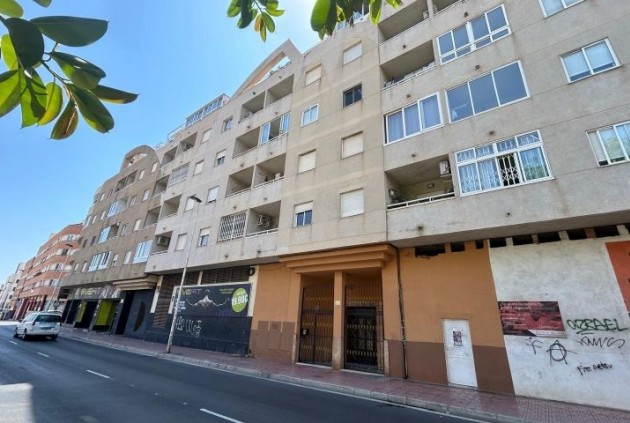 Resale - Apartment / flat -
Torrevieja - Costa Blanca