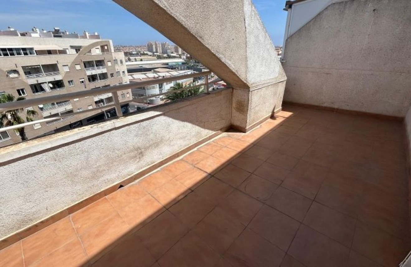 Resale - Apartment / flat -
Torrevieja - Costa Blanca