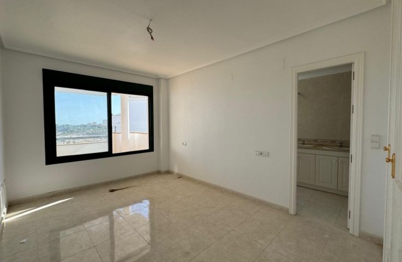 Segunda mano - Apartamento / piso -
Orihuela Costa - Costa Blanca