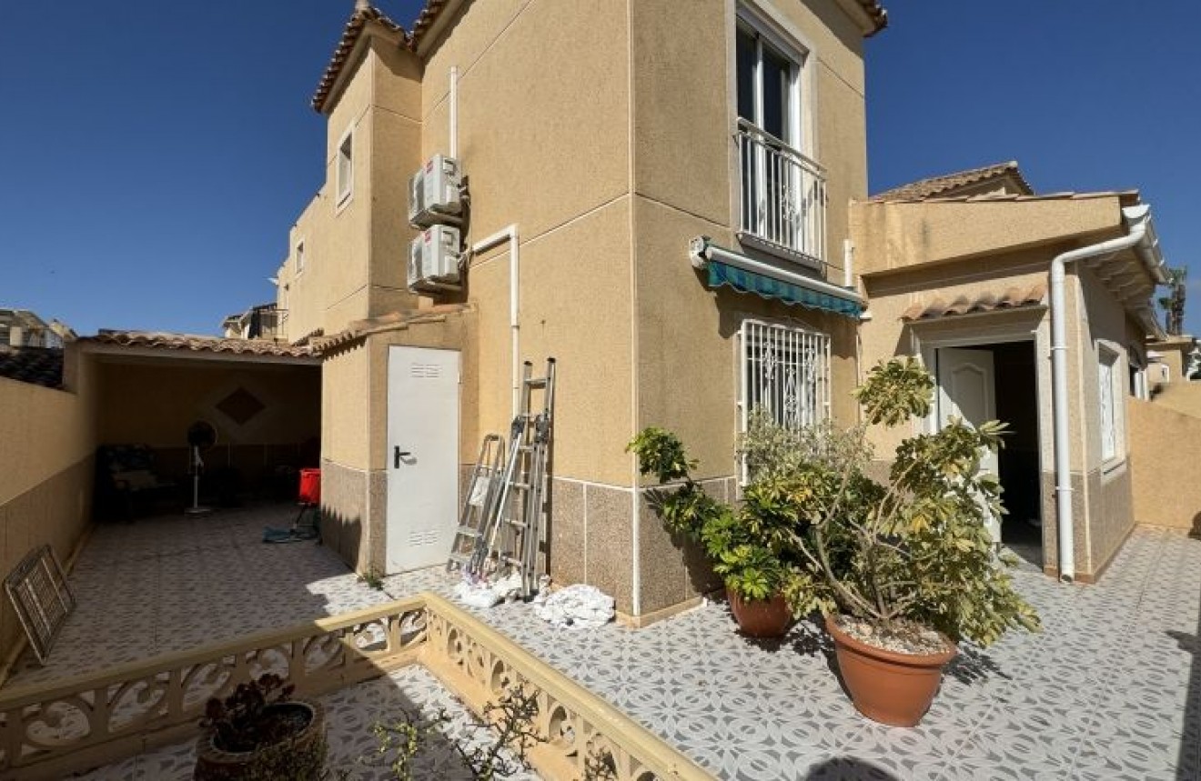 Segunda mano - Chalet -
Torrevieja - Costa Blanca