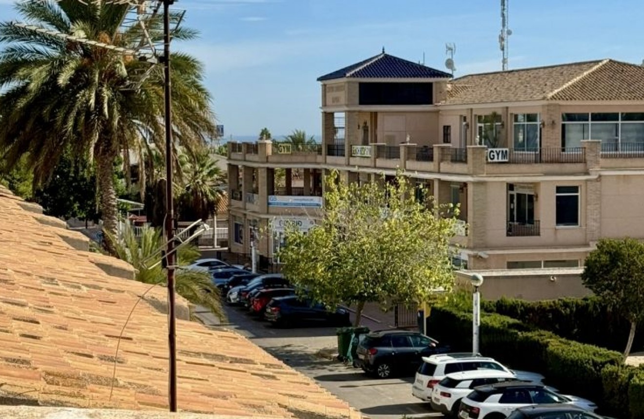 Aus zweiter Hand - Wohnung -
Orihuela Costa - Costa Blanca