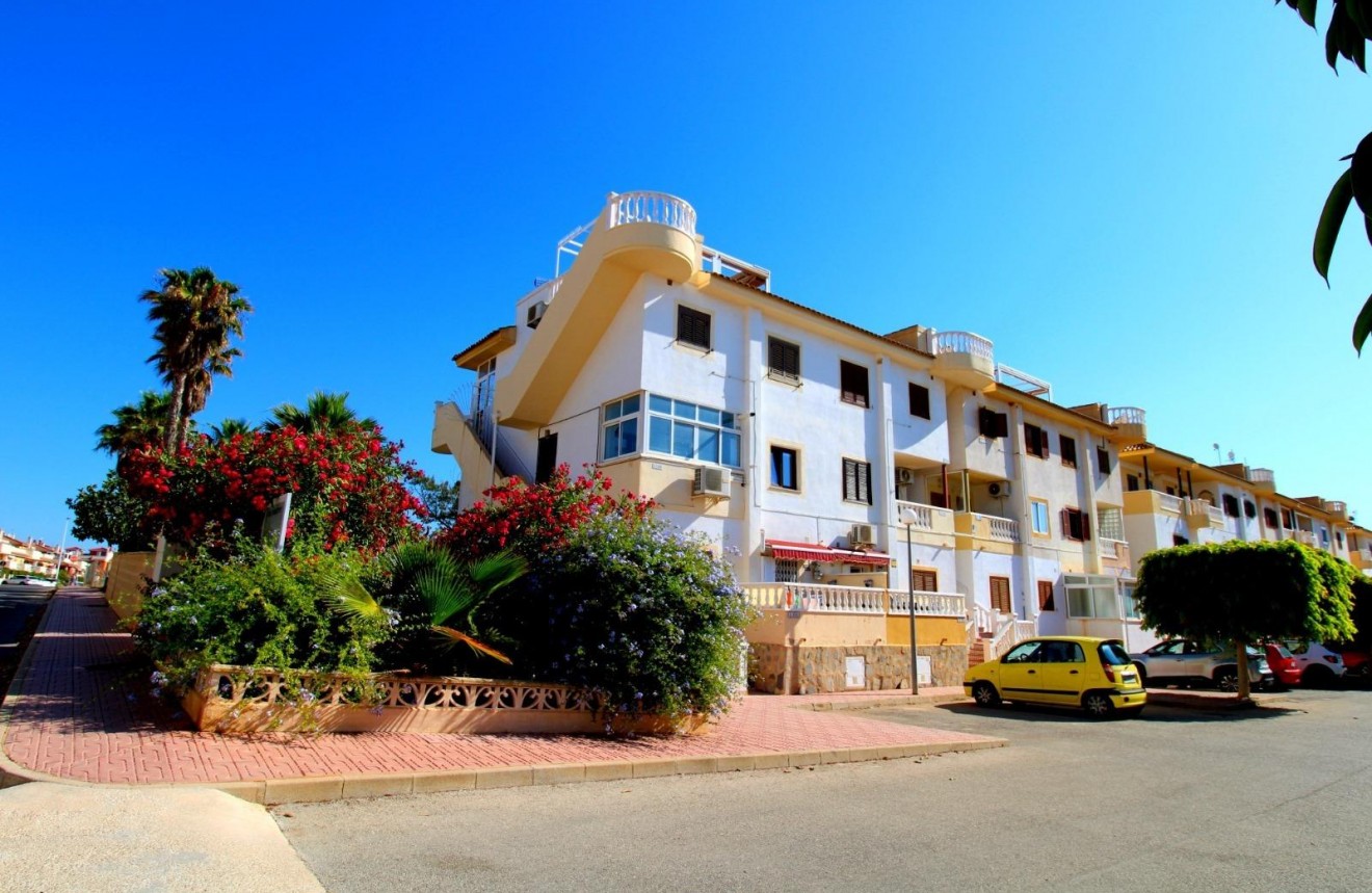 Aus zweiter Hand - Wohnung -
Orihuela Costa - Playa Flamenca