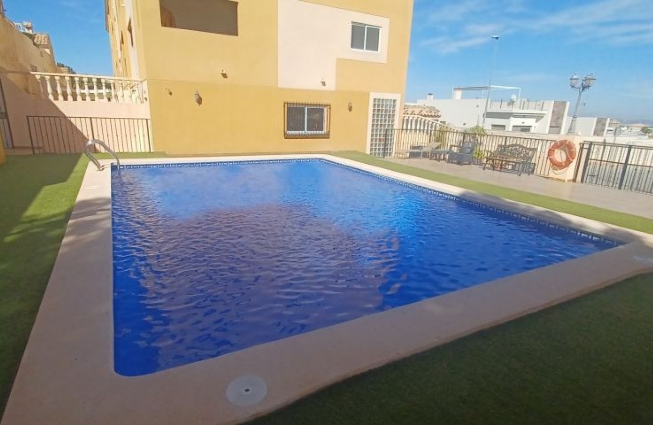 Aus zweiter Hand - Wohnung -
Orihuela Costa - Costa Blanca