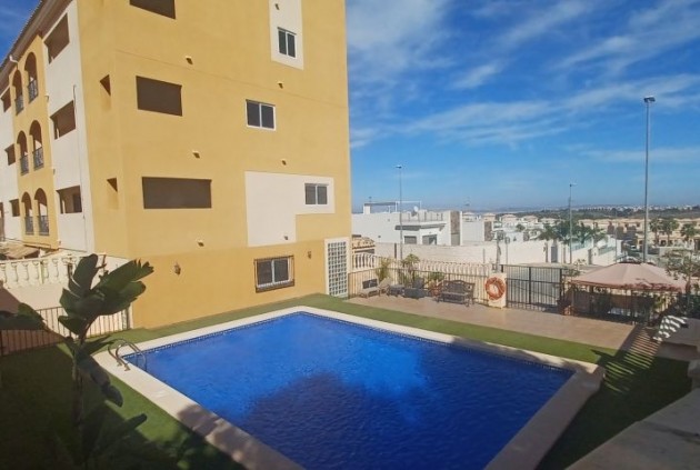 Aus zweiter Hand - Wohnung -
Orihuela Costa - Costa Blanca