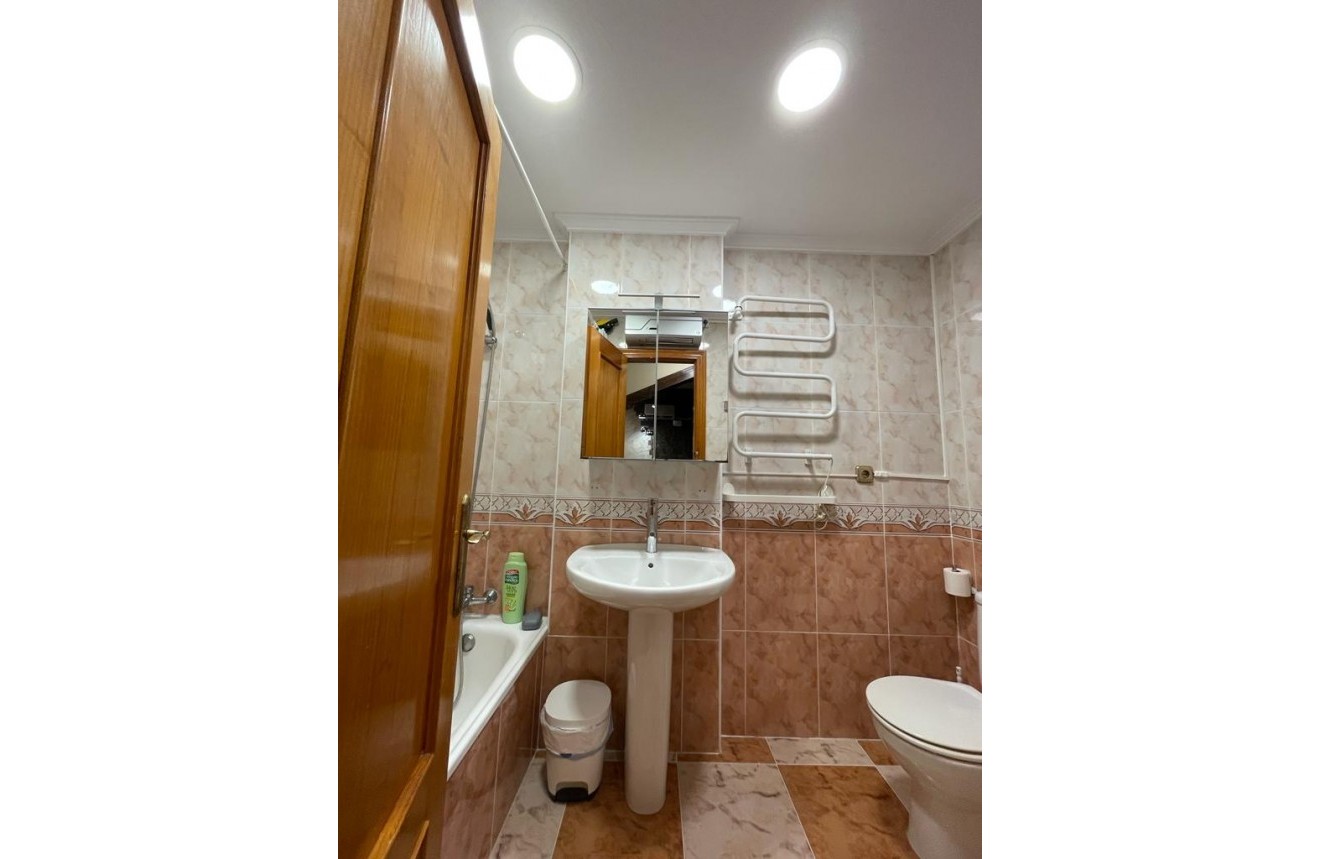 Aus zweiter Hand - Wohnung -
Orihuela Costa - Costa Blanca